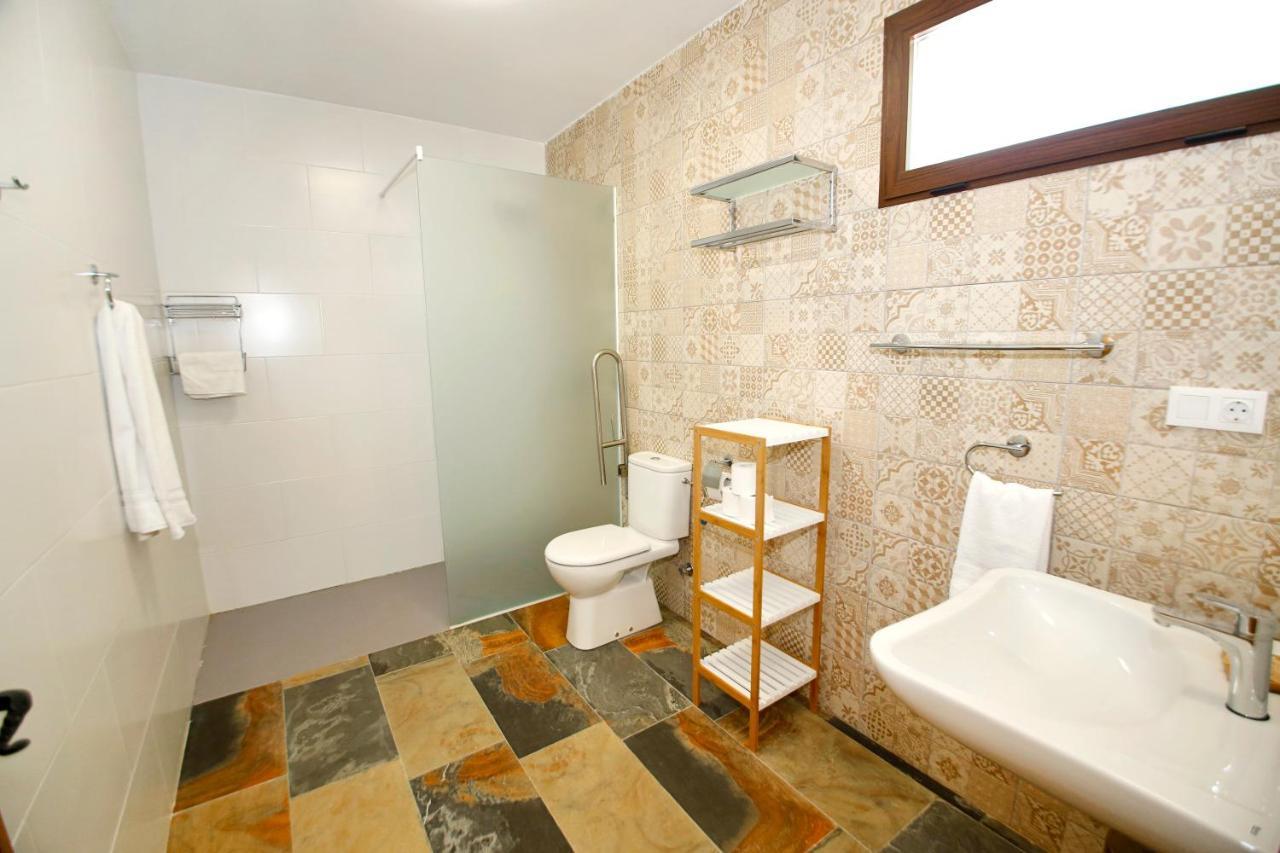 Senia Tomaset III Vila Onil Exterior foto