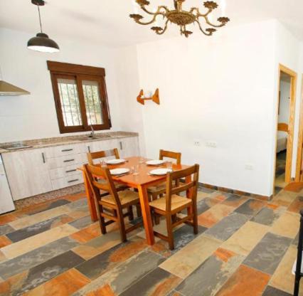 Senia Tomaset III Vila Onil Exterior foto